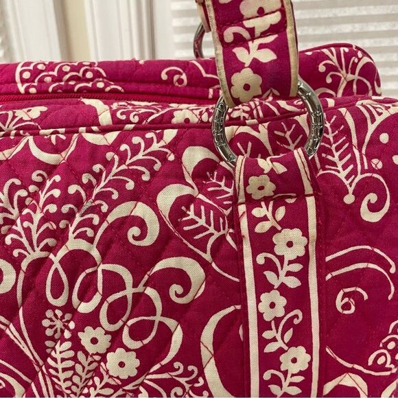 Vera Bradley Large Casual/ Travel Shoulder Hand Bag in “Twirly Bird Pink" Print - Picture 8 of 13